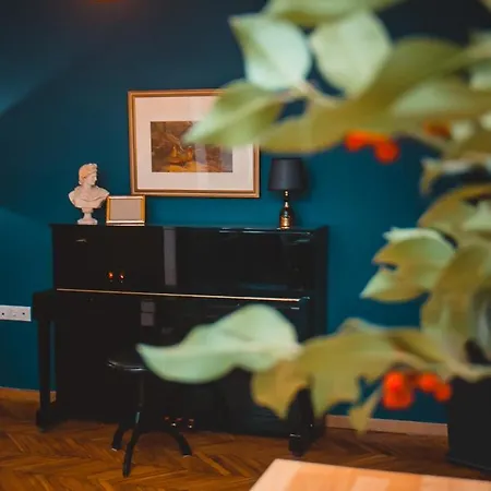 Firstlineskg3 Moodsolutions Living Selanik