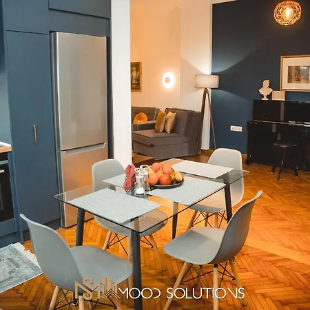 Firstlineskg3 Moodsolutions Living * Thessaloníki