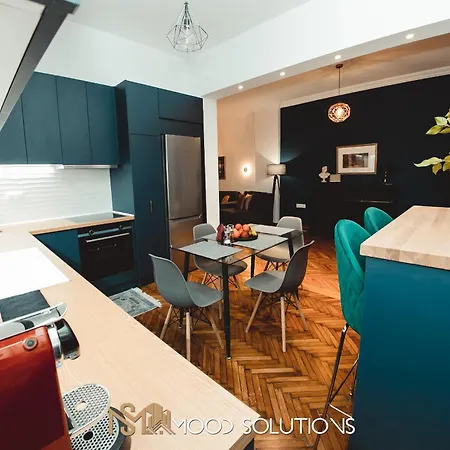 Firstlineskg3 Moodsolutions Living * Thessaloníki